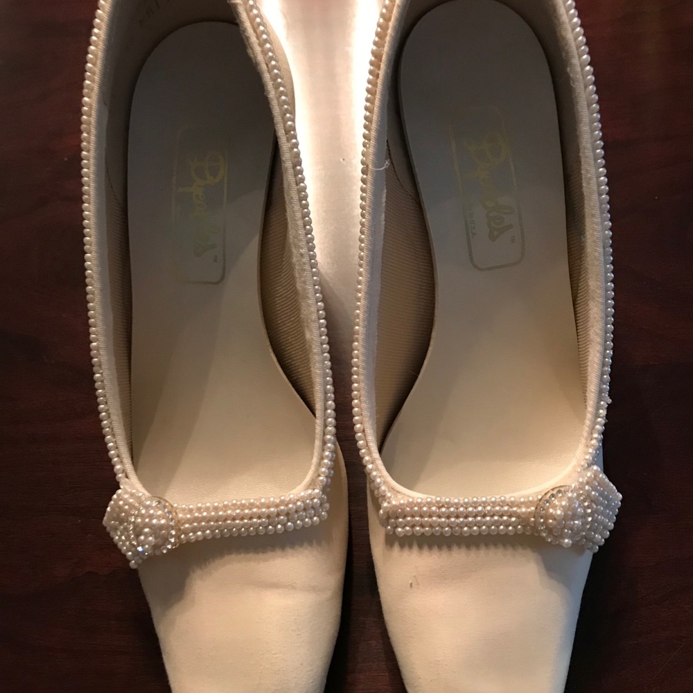 Ladies shoes